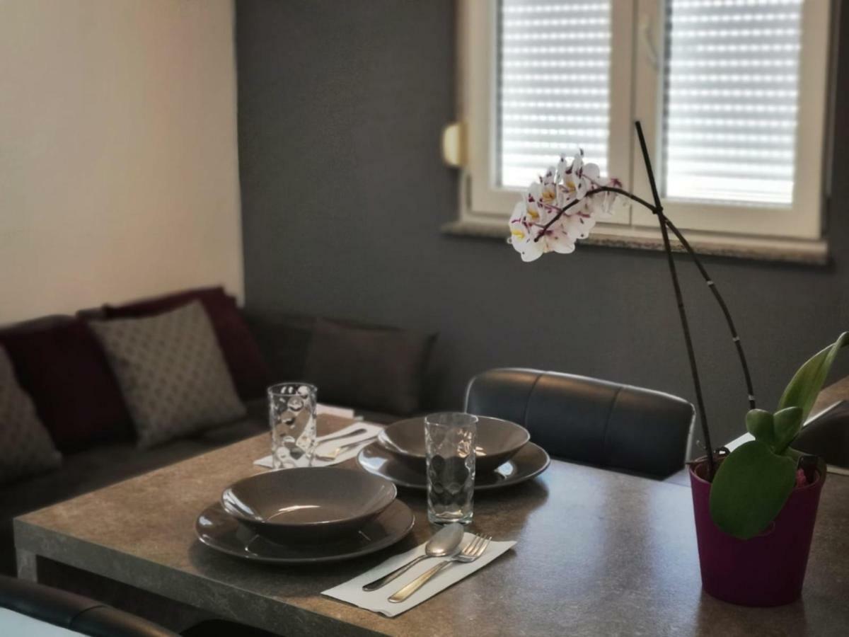 Apartment Ben Pula Eksteriør billede